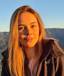 Rafaela Rossi (@rafaaelarossi) • Instagram photos and videos