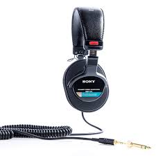 Sony Mdr7506 Best Headphones With Good Bass 2019 Black Headphones Headphones Sony Headphones