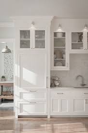 In Good Taste Wettling Architects Design Chic Kitchen Soffit Home White Kitchen Cabinets