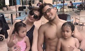 Coach yin jawab tuduhan pukul sajat sampai lebam. Nur Sajat Buka Aurat Pula Pakai Bikini Tunjuk Peha Putih Gebu Suara Viral Malaysia