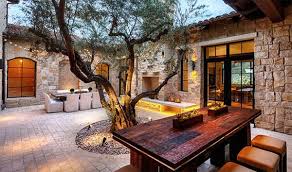 Spend Summer In Stunning And Relaxing Outdoor Spaces Home Design Lover Courtyard Design Courtyard House Mediterranean Homes