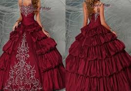 12 ans d'expérience et + de 6000 mariés servis dont des joueurs de l'équipe. Idee De Mariage Robe De Mariee Princesse Bordeaux