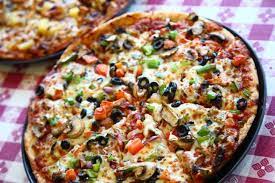Surround Yourself With Pizza Not Negativity We Invite You To Take A Look At Our Site And We Welcome The Opportunity Good Pizza Delicious Pizza Vegetable Pizza