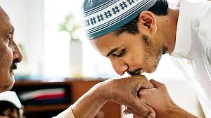 Contoh Norma Kesopanan dalam Kehidupan Sehari-hari