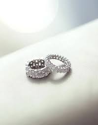 Inside The Miami Wedding Of Soccer Stars Ali Krieger And Ashlyn Harris In 2020 Diamond Wedding Bands Wedding Ring Diamond Band Ashlyn Harris