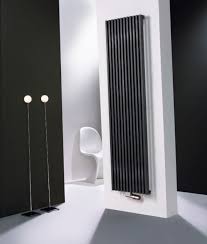 verticale radiator kopen bij de specialist van erkel design in radiator woonkamer moderne radiatoren ruimtebesparend design woonkamers