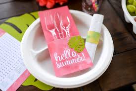 Cover the table with a tablecloth or placemat (tablecloth is preferred). Tropical Table Setting Ideas For Summer Hey Let S Make Stuff