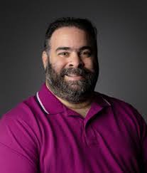 Larissa Levy's Instagram, Twitter & Facebook