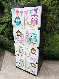 Mulai dari lemari buku model minimalis, lemari buku model klasik, lemari buku kaca model mewah semuanya sudah kami siapkan untuk anda dengan. Jual Lemari Pakaian Plastik Anak Serbaguna Susun 4 Akako Motif Owl Di Lapak Furnikita Furniture Bukalapak