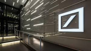 Die deutsche bank machte überraschend einen quartalsverlust von 181 millionen euro und auch die post kämpft gegen einen gewinnrückgang. Deutsche Bank Im Zweiten Quartal Mit Verlust Von 3 1 Milliarden Euro Nach Steuern