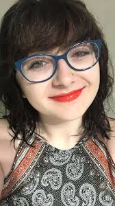 THIS IS MY FIRST APPLE OF MY HEART.. I DONT KNOW IF I CAN VALUE ANY WOMAN  LIKE I VALUED HER. SHE BETRAYED ME 💔💔💔💔💔... TODAY SHE IS PROPOSING TO  ME AGAIN