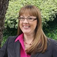 Melissa Muth's Instagram, Twitter & Facebook