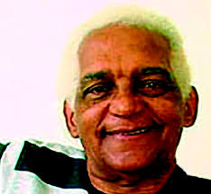 Cuadro a cuadro se atrapa al lector • Trabajadores