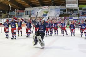 We are offering 20+ competitive age levels of and expect to have the strongest field of teams to date. Selber Wolfe Ziehen In Das Oberliga Finale 2020 2021 Ein