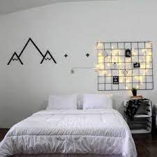 Kamu bisa memilih cermin yang menempel pada dinding atau juga bisa memilih cermin yang bisa berdiri dan seukuran dengan tubuh kamu. Hiasan Dinding Kamar Tidur Atau Kamar Kost Dari Selotip Ide Dekorasi Kamar Ide Kamar Tidur Dekorasi Kamar Tidur Buatan Sendiri