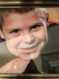 🎈🎈Wishing a wonderfully Happy 31st December Birthday to 2 beautiful boys:  to our gorgeous grandson 🧡Roar Tomlinson🧡and to brilliant gig buddy  💜Charles Furniss💜have a fab time today you two!!🥳🎉🎂🎊🎈🎈xxx