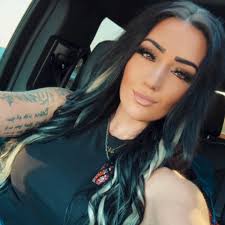 Shyli May (@shyli.may) • Facebook