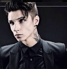 They were formed in 2006 in cincinnati, ohio and the group is currently composed of andy biersack, lonny eagleton, jake pitts, jinxx and christian cc coma. Bvb Andy Biersack No Makeup Makeupview Co