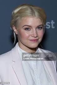 441 Sarah Ingram Photos & High Res Pictures