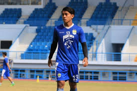 He is very much popular over his social media, his followers on instagram, twitter, and youtube channel are in. Febri Hariyadi Tetap Nikmati Ramadhan Meski Dengan Suasana Berbeda Halaman All Kompas Com