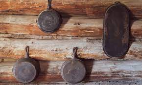 10 Tips To Identify An Unmarked Antique Cast Iron Skillet