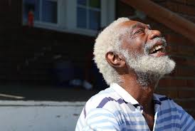 Columbia comes together to get retired Navy vet a home