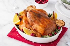 Recettes et astuces pour bien maîtriser la cuisson de la dinde au four. Recette Dinde De Noel Aux Marrons Marie Claire