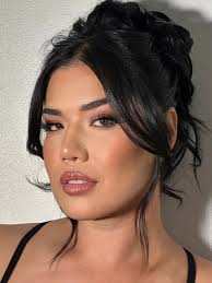 Merry Christmas 🎄🎁🌹 . . . How gorgeous was my bride. Hair and makeup by  me. Hope you had an amazing wedding day Nicole. . . . Click the link in bio