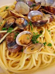 Aglio Olio E Peperoncino Spaghetti Alle Vongole Italian Recipes Food Recipes