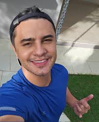 Dan Loth (@danielloth)