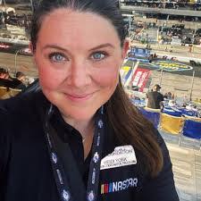 Heidi York's Instagram, Twitter & Facebook