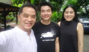 จากกรณี สุทธิพงศ์ ทัดพิทักษ์กุล หรือ ฮาร์ท นักร้องชื่อดัง โพสต์ข้อความโดยมีรายละเอียดว่า ยาเจ้านายขายไม่ออก สต๊อคไม่เคลื่อนที่ ลิ่วล้อ. F1zbnedu1vtrm