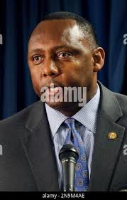 Mississippi Department of Corrections Commissioner Chris Epps briefs  reporters