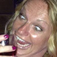 Karen Charlie's Instagram, Twitter & Facebook