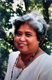 Lynn Edelson's Instagram, Twitter & Facebook