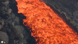 Etna je ognjenik na siciliji, italija. Voragine Etna Eruption 23 1 2020 Youtube