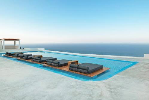 Laundry Service for Oyster Luxury Suites Imerovigli | ProLaundry Santorini