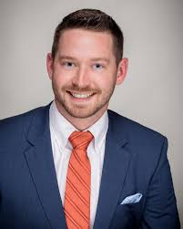 Dustin Houser's Instagram, Twitter & Facebook