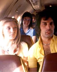 Why did freddie mercury leave his fortune to a woman? Freddie Mercury And His Girlfriend Mary Austin With John Deacon In The Back 1977 Queen Freddie Mercury Mary Austin Freddie Mercury