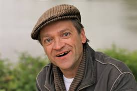 Der kleine Tiger braucht ein Fahrrad