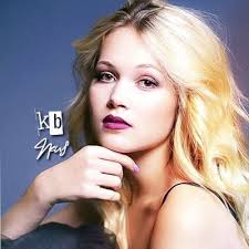 Geraldine Peña (@geralizco)