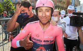 Kings of the 2021 giro d'italia reflecting on the 2021 giro, from the raw passion of bernal's teammates to a swathe of unlikely stage winners. Egan Bernal Seals Giro D Italia After Filippo Ganna Wins Time Trial In Milan