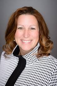 Heather Arthur's Instagram, Twitter & Facebook