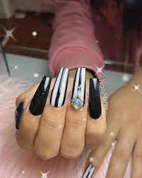 Maybe you would like to learn more about one of these? Nails Mirna Unas Acrilicas En Color Negro Y Blanco Facebook