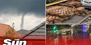 The last tornado which caused significant damage in london was in december 1954, in west london, in which six people were hurt and the roof of gunnersbury london underground station was ripped off. 3dzgvj73ogmfhm