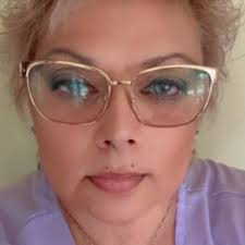 Can't belive they are not the same person 😂