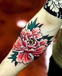 Japanese Flower Tattoo By Nick Alvarez Japaneseink Japanesetattoo Irezumi Tebori Colo Japanese Flower Tattoo Flower Tattoo Traditional Tattoo Flowers