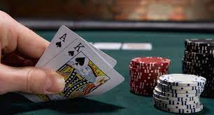 6 Tips and Tricks for Consistent Wins in Poker Game