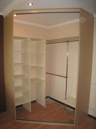 غرفة ملابس في مدخل القاعة تصميم وتصميم غرفة الملابس في الرواق توصيات لإنشاء خزانة ملابس داخلية