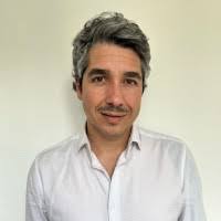 100+ perfiles de «Lubrano»